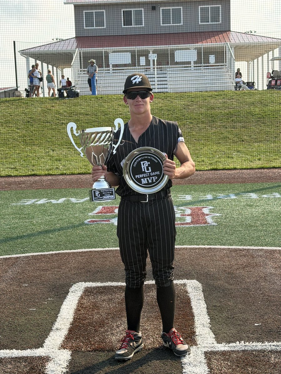 StRitaBaseball's tweet photo. Congratulations to rising junior MIF JJ Quinlan who scored the winning run in the state championship game last month, on his MVP performance last weekend!! #SRBaseball https://t.co/CTivev4CCb