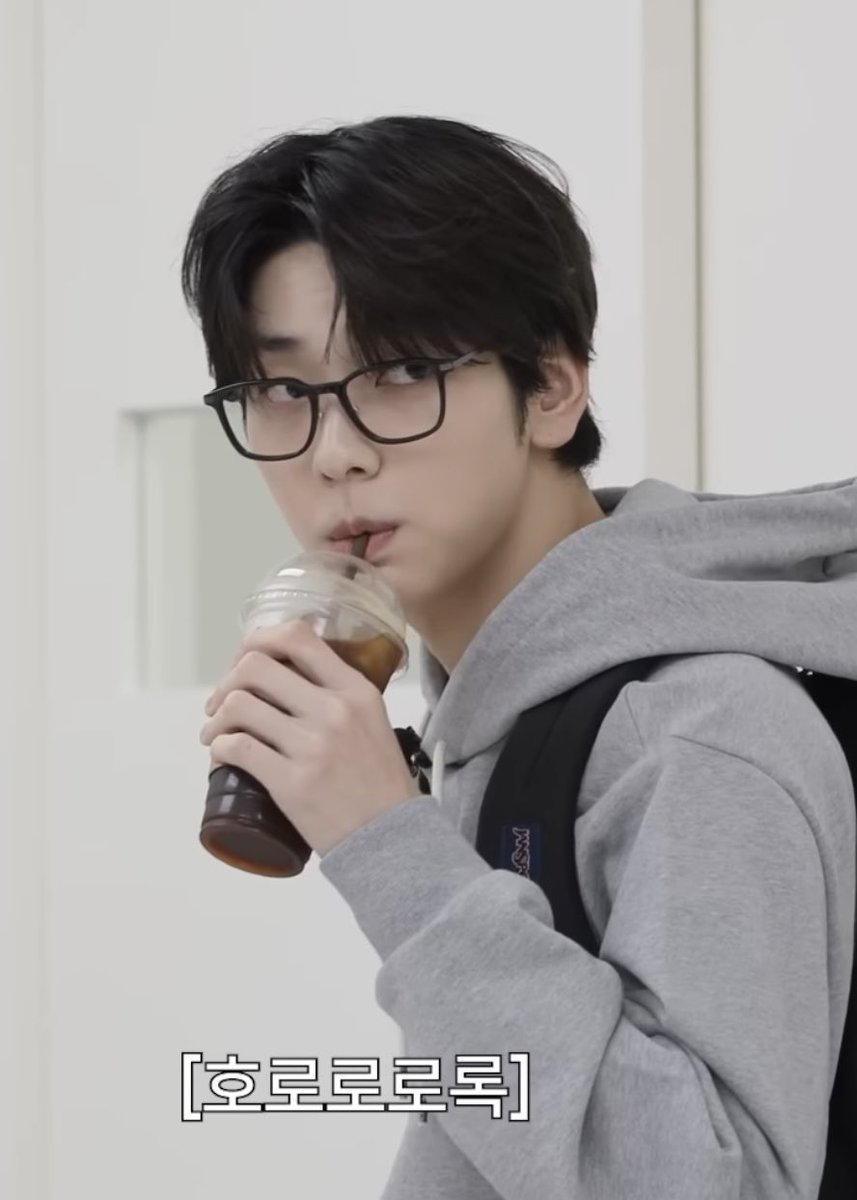 soobcave's tweet photo. just straight up ruin my life Man its fine. Its whatever please 😂😂😂😂😂😂😂😂😂😂PLEASEEEEEEEEEE!!!!! https://t.co/al2Lpl7FX1