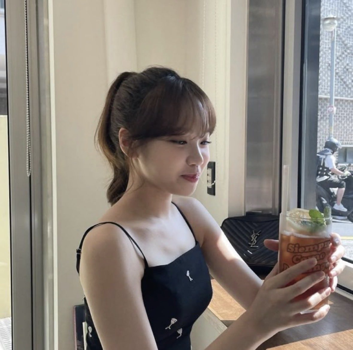 ri_chaewon's tweet photo. 09 |  🚺
LE SSERAFIM キムチェウォン🐯🤍

ピオナのお友達がほしいです！よろしくお願いします！

♡でお迎え行きます❣️
#LESSERAFIM好きな人と繋がりたい
#FEARNOTと繋がりたい https://t.co/8sgOCuA77R