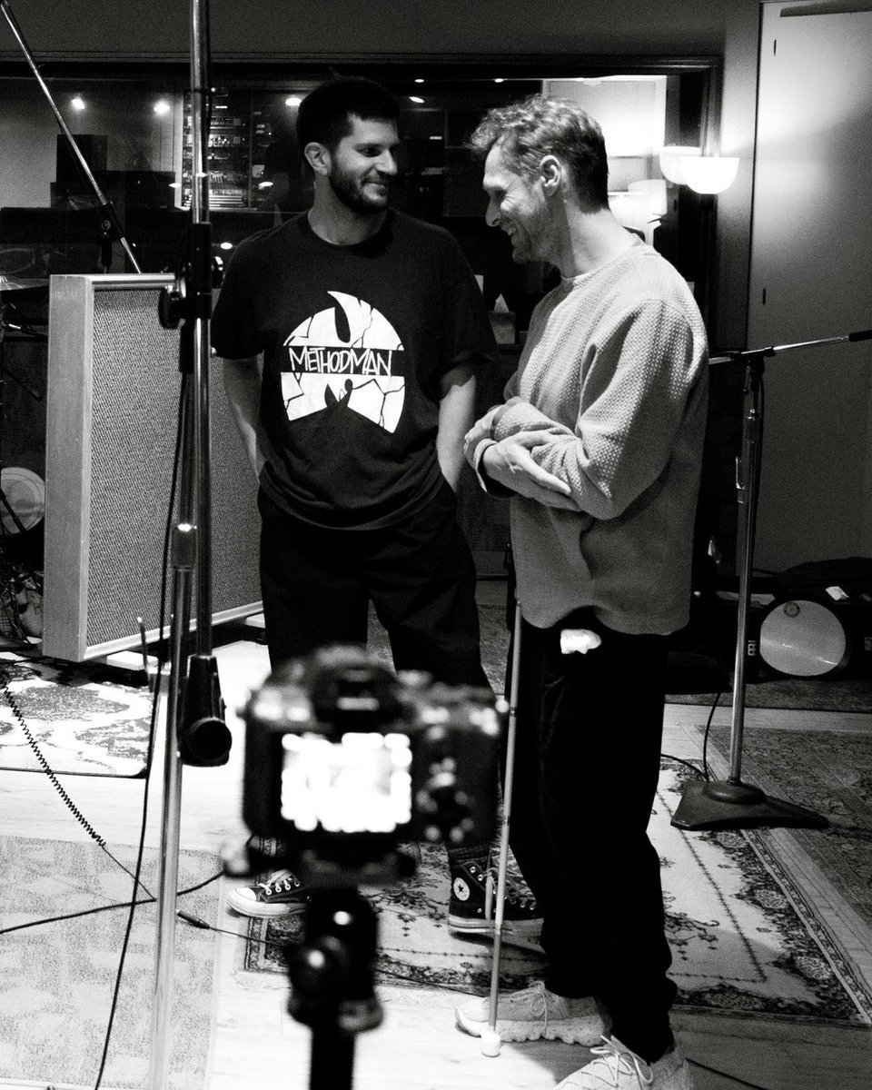 XAmbassadors's tweet photo. Cheesin’ for a reason

📸: @AubreeEstrella https://t.co/Z7IY8y5ukp