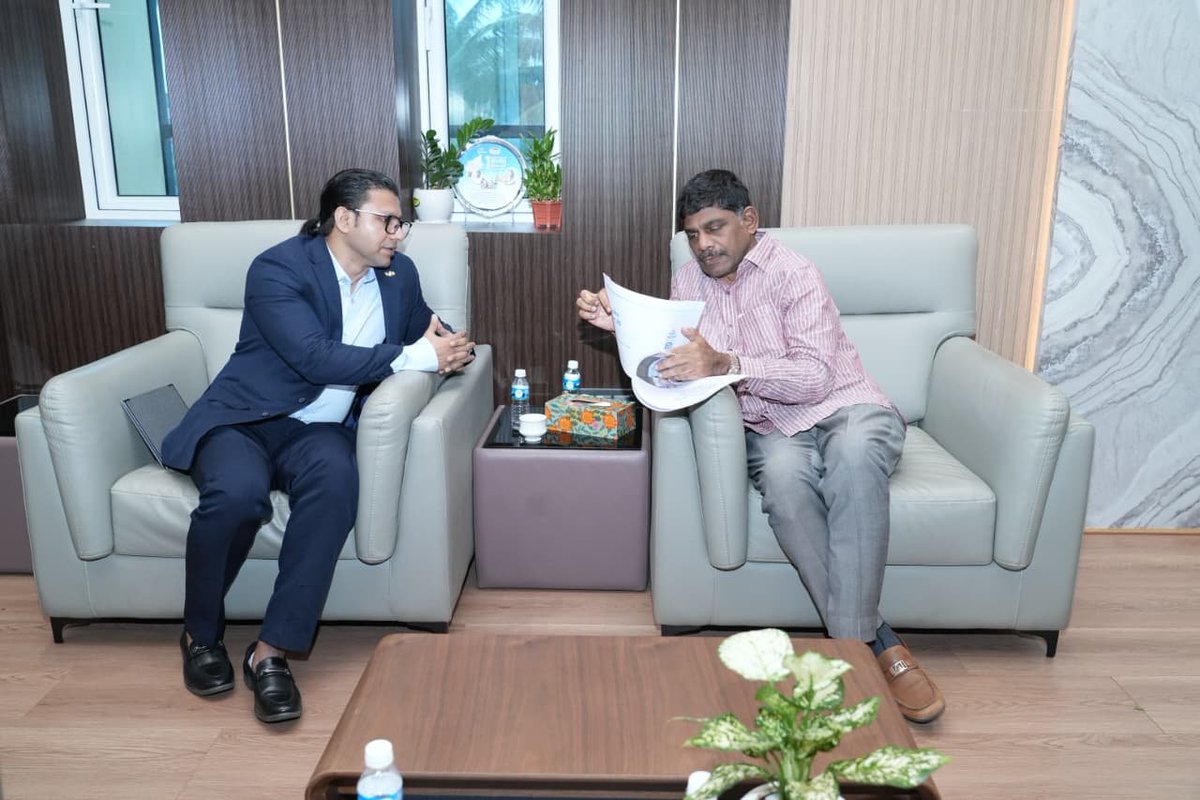 DKSureshINC's tweet photo. Had a productive meeting with Mr. Aditya PS, Advisor to the Prince of Bahrain, to further our discussions on opportunities for Nandini's expansion into Bahrain, the UAE and the wider Middle East.

As Karnataka's dairy sector scales new heights, we remain committed to expanding global market access for our farmers, strengthening our cooperative movement, and taking the trusted Nandini brand to international markets.