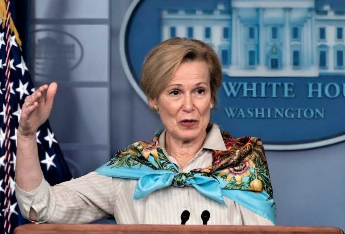 RealHickory's tweet photo. Scarf queen Debra Birx was a willing accomplice in the Fauci COVID scamdemic. She must be held accountable!

Remember who recommended Fauci and Birx to Trump for the COVID task force team??

None other than Judas Mike Pence! https://t.co/bJxzZJn4s1