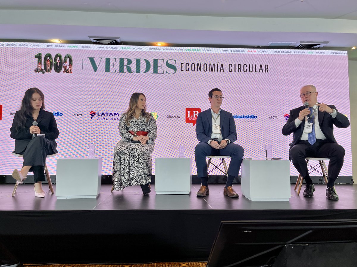 ANDEMOSCOLOMBIA's tweet photo. Participamos en el Foro 1.000+ Verdes de @larepublica_pe para conversar sobre cómo la economía circular puede acelerar la movilidad sostenible en Colombia. En ANDEMOS creemos que avanzar en infraestructura, renovación del parque automotor es clave para construir país. https://t.co/ndL7rlLJia