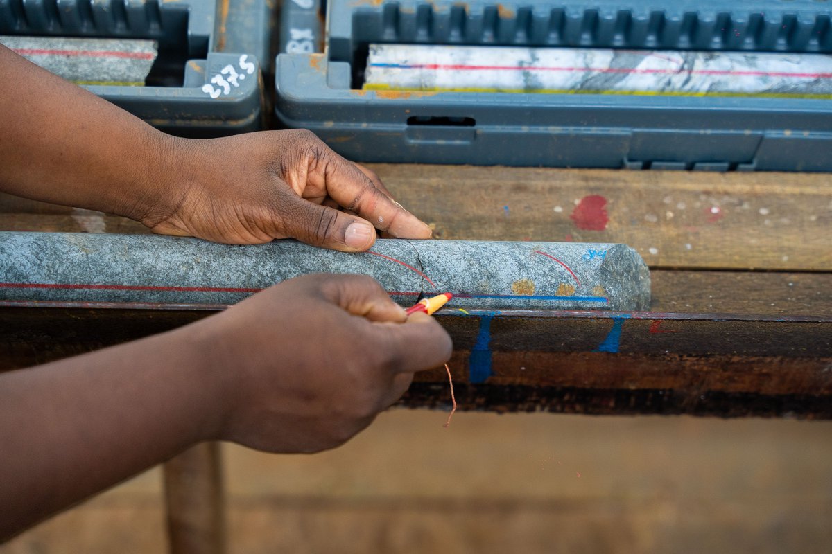 FoundersMetals's tweet photo. Every metre counts. Our technical team on site is logging core, cutting and sampling to ship for assay using the highest QA/QC standards.
#FDR #GoldExploration #CoreLogging #AntinoGoldProject https://t.co/8fohPxfjDK