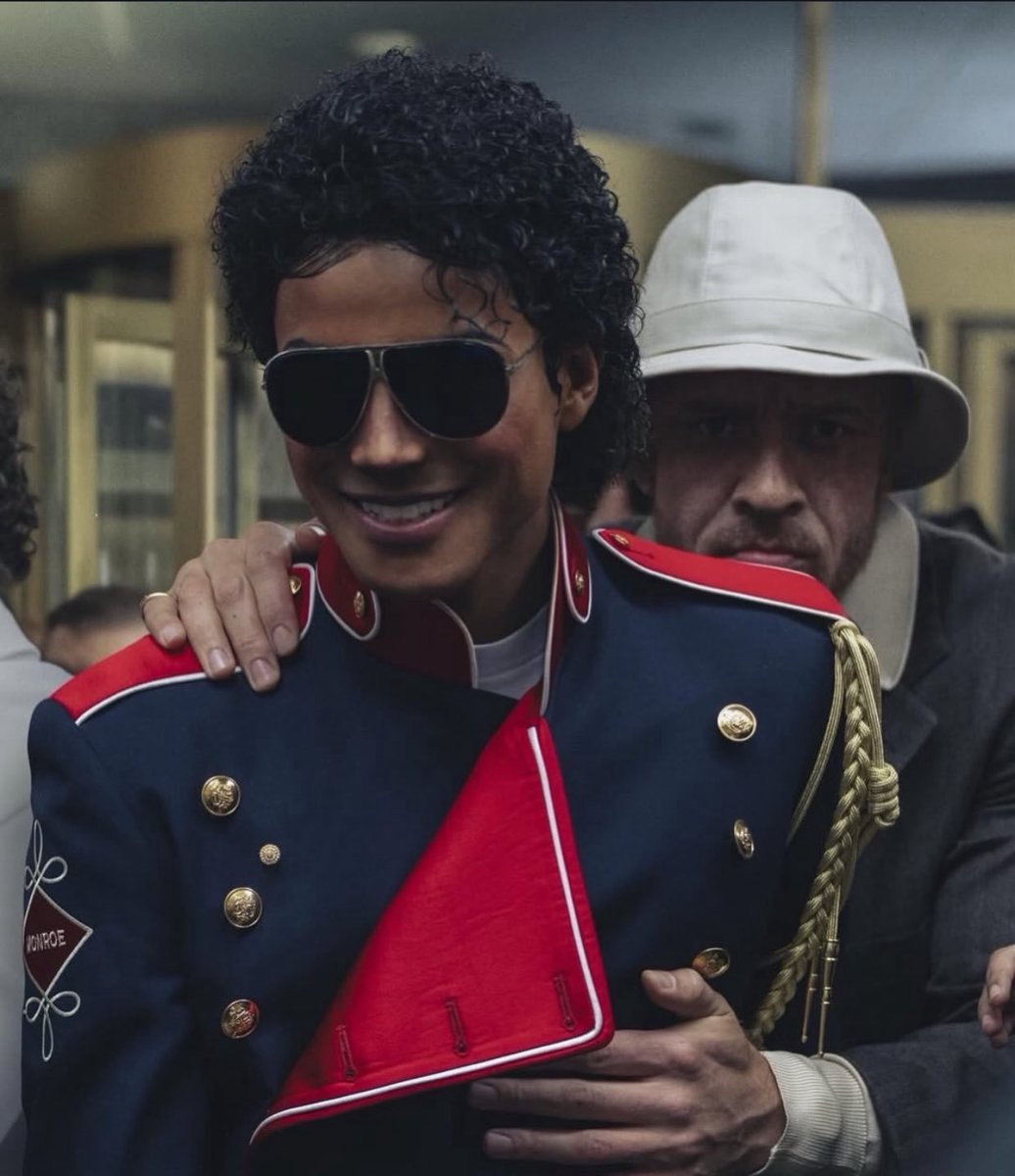 chartradar_'s tweet photo. Some Michael Movie achievements:

1. Highest-grossing biopic of all time

2. Highest-grossing biopic in U.S. box office history

3. First biopic in history to gross $1 billion worldwide

4. Highest-grossing Lionsgate film of all time

5. Fastest biopic to reach $500 million and $1 billion at the worldwide box office