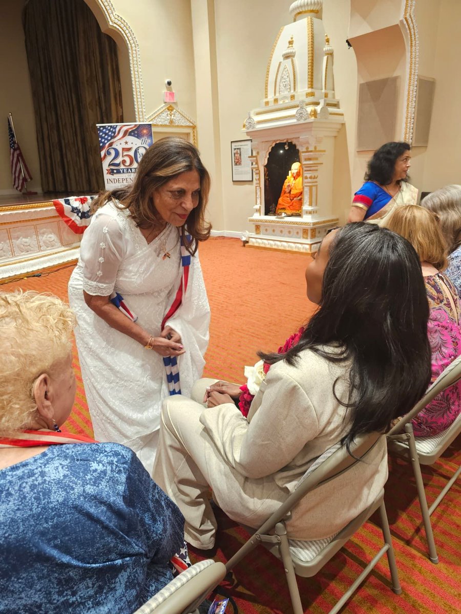 Barbarasharief's tweet photo. Honoring the past and inspiring the future! 🇺🇸✨ Privileged to join leaders at the South Florida Hindu Temple for America's 250th. Thank you! #SenatorBarbaraSharief #District35 #America250 https://t.co/RuHX9Z8N4W