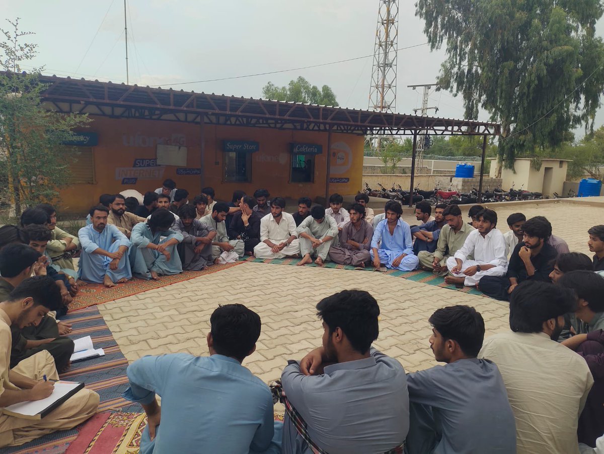 KabeerBaloch360's tweet photo. #SaveDigitalLibraryKhuzdar
#KeepDigitalLibraryOpen
#StandWithDigitalLibraryKhuzdar https://t.co/zi85rncnMn