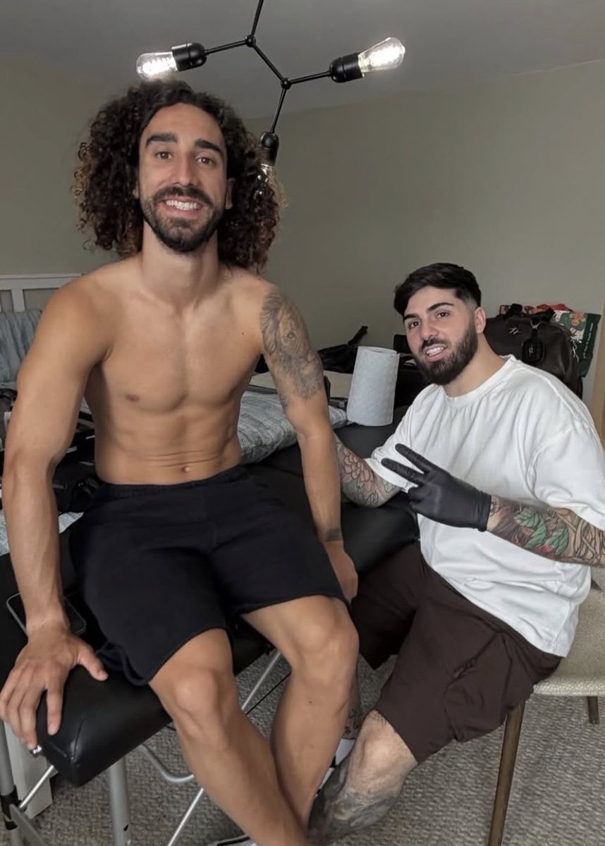 bet_105's tweet photo. 🚨 Marc Cucurella followed through on his promise and inked a tattoo honoring Spain boss Luis de la Fuente https://t.co/TKi8NRqi4z