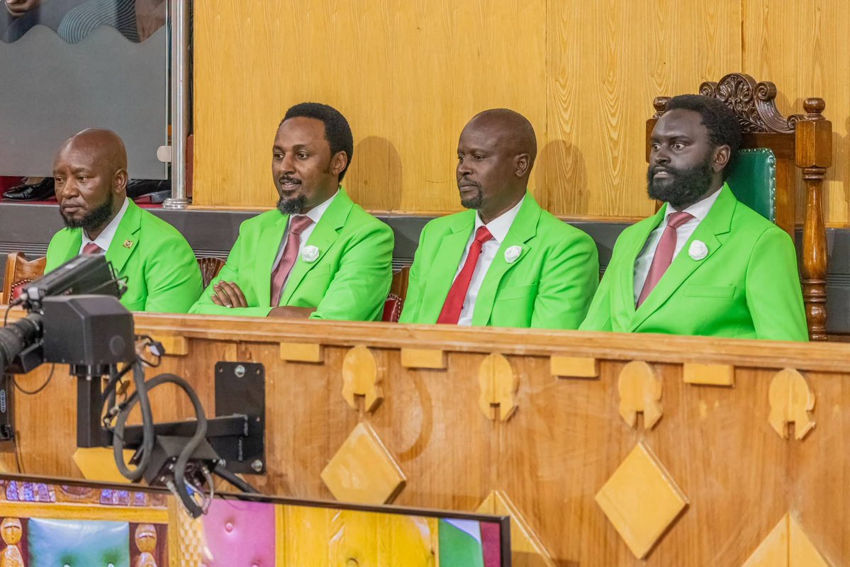 methumuhia's tweet photo. I've seen some people blowing out of proportions an innocent mistake. When we were ushered to the speakers roll at the national assembly earlier today, my colleagues said "SG kalia hio kiti kubwa" completely unaware that it's the seat reserved for the Deputy President. I was... https://t.co/KCFbdJvt0U