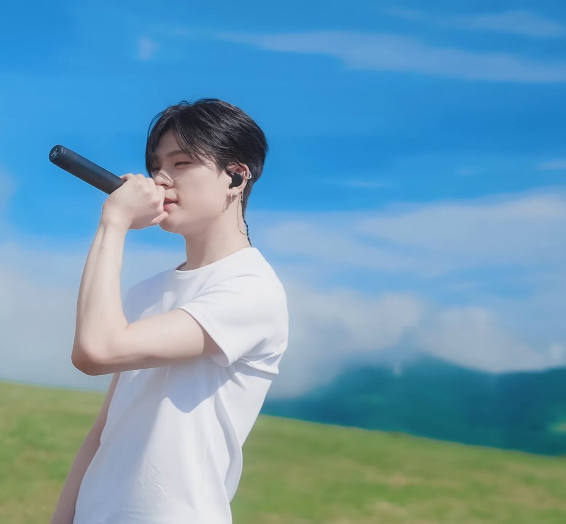 jj_zahao's tweet photo. 준민이는 정말 천사야. https://t.co/EBVry2XbI2