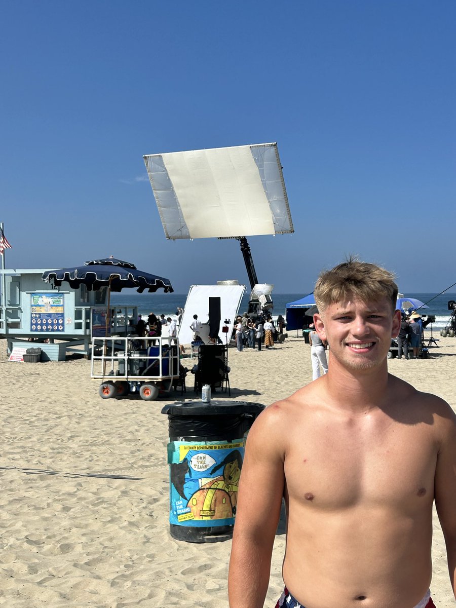 Kaleb_Stancil's tweet photo. Santa Monica, Venice, and Huntington Beach! Amazing time with Mom and Dad before starting another chapter!
#BubbaGump #Baywatch
#GodisGood https://t.co/cOIOWOhpuM