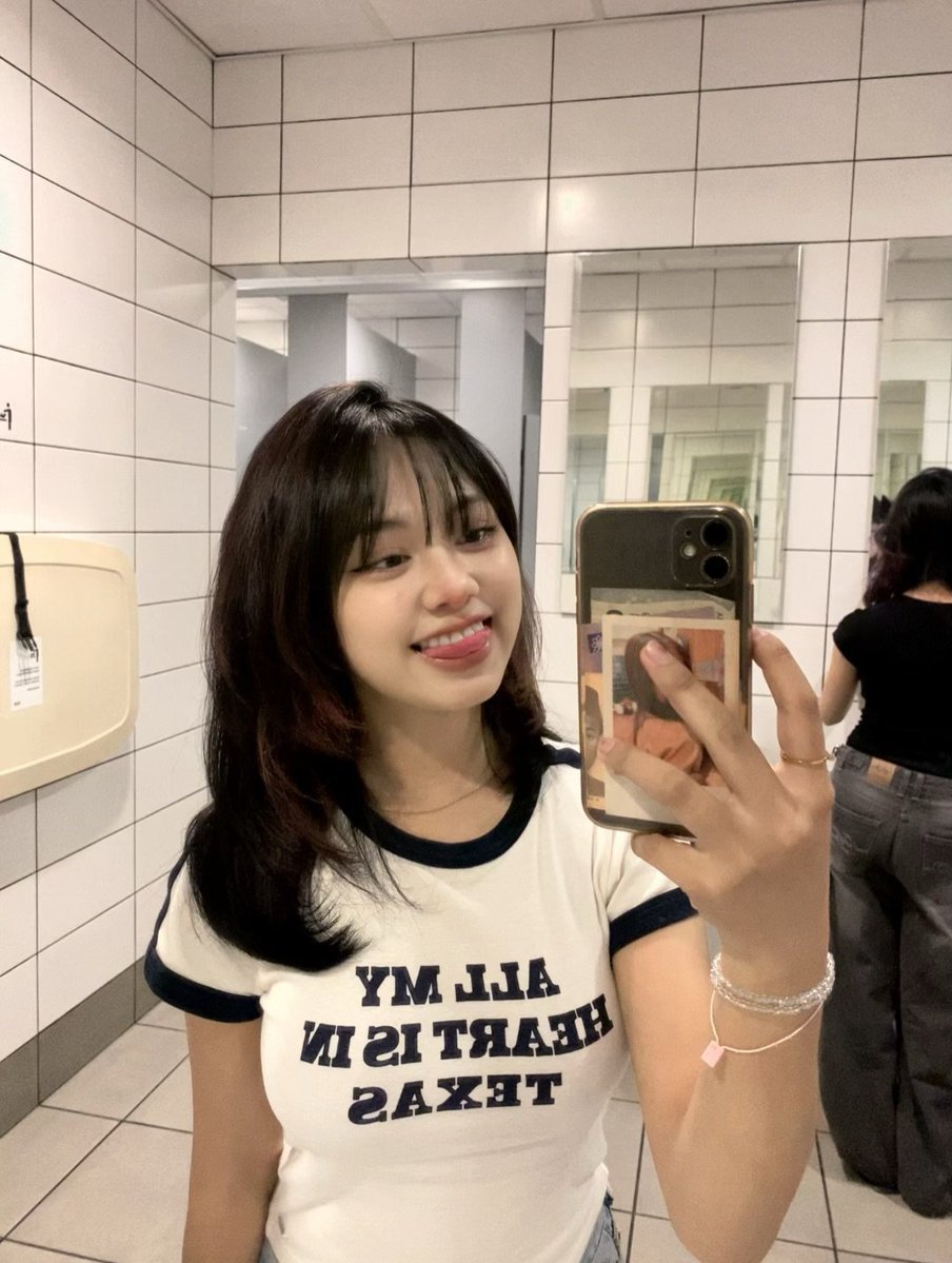 tsmTHIAGO's tweet photo. hello... available yah 
rate rules by wa 

#openbosemarang
#availsemarang
#bosemarang https://t.co/5to5yjgjqy