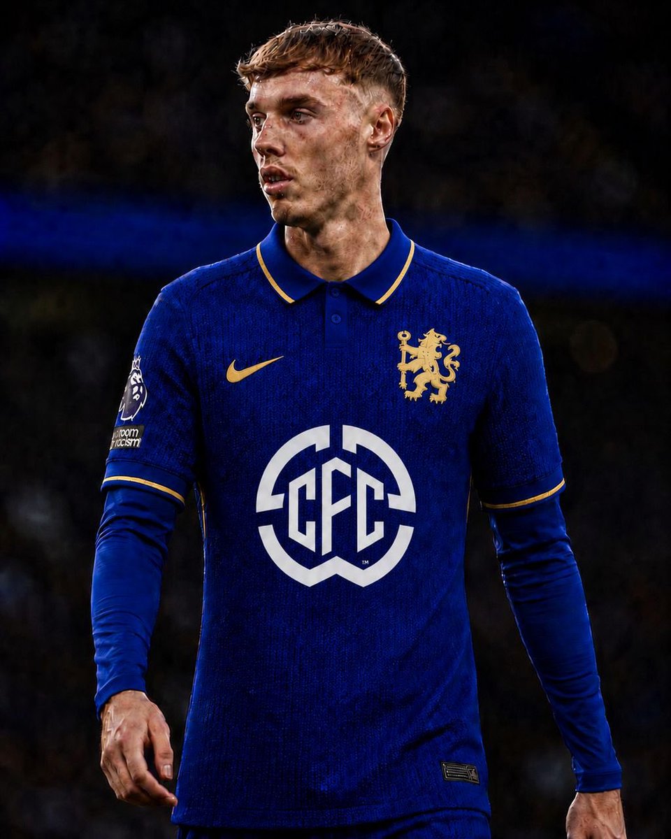 jenny_frimp's tweet photo. Created my own concept and brought it to life with a hook and yarns. Front Logo inspired by the FIFA Club World Cup Ring, the Club’s Initials at the heart of it to honor their status as the world champions. 🧶🔵 https://t.co/o0vc48Q9Gt