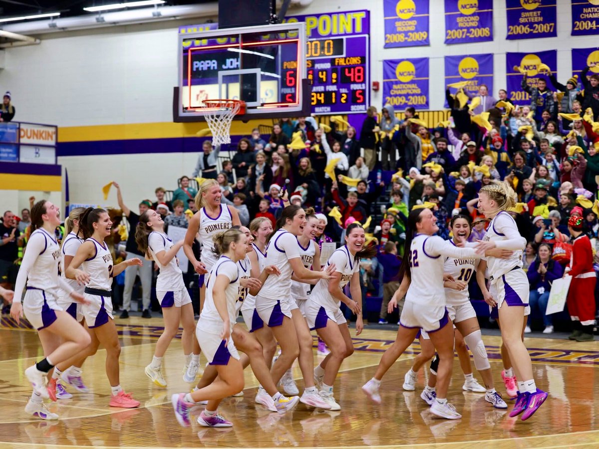 UWSPWBB's tweet photo. 🔥🚨ELITE CAMP WEEK VIBES🚨🔥

Absolutely STACKED 📈 pack of 5️⃣0️⃣+ players coming to campus Thursday…

Full staff assembled &amp; we can’t wait to coach up some #FuturePointers ⛹️‍♀️‼️

Last chance to Run with the #Dawgz 🐾 
Sign Up 🔜: https://t.co/0pDUr5ikvk

💜 #Pointers 💛 #JUICE🧃 https://t.co/ZKqFdRw8Er