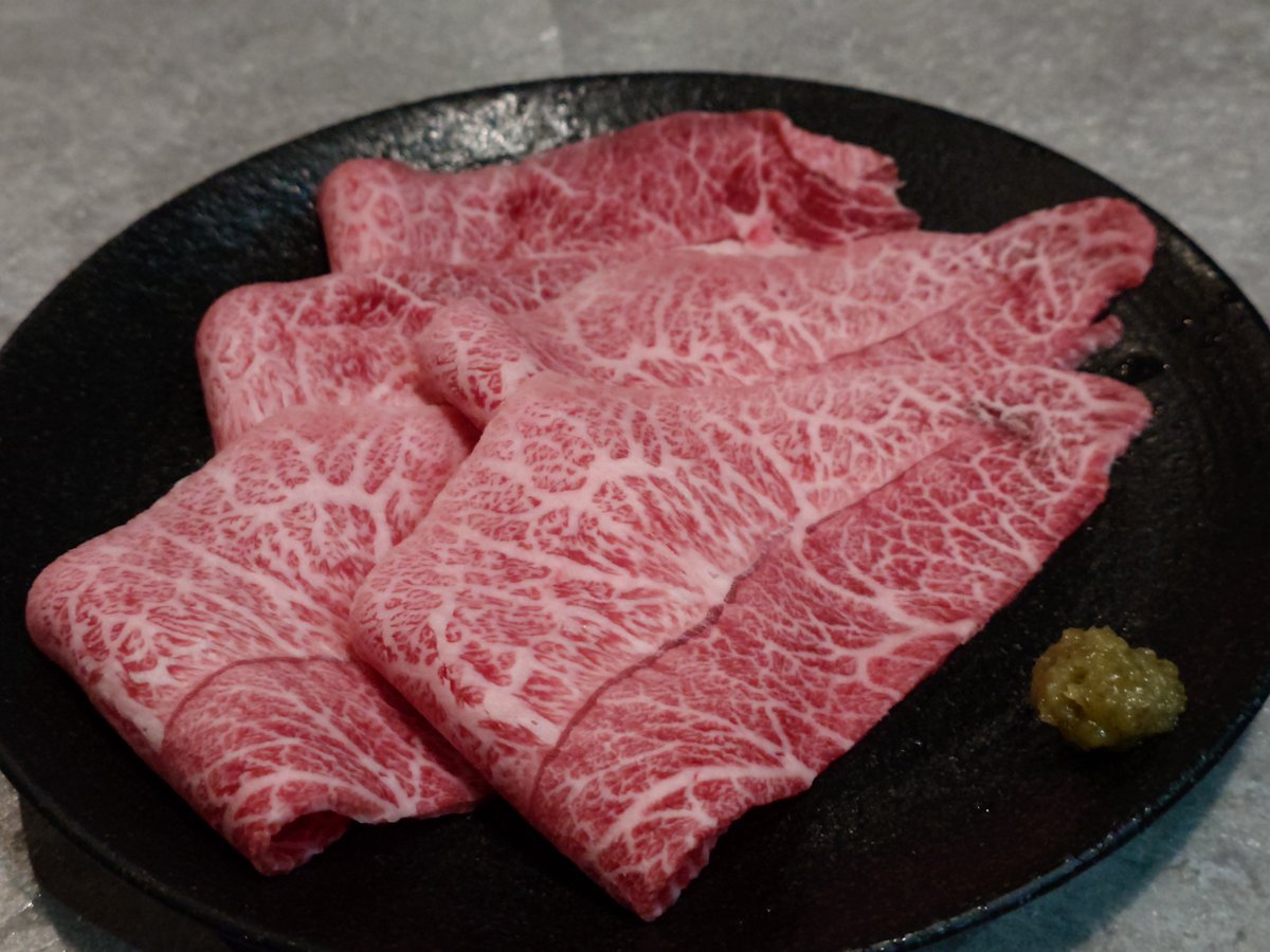 trpg_Sio's tweet photo. 今日はあーさんとタイマンで焼肉勝負しました。
今日はオレの勝ち。
明日までになんで負けたのか考えておいてくださいね。 https://t.co/6fo56MBYgM
