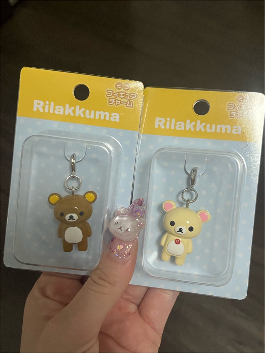 rokkonsyouzyou_'s tweet photo. 箱のままにしようと思ったけどめじるしにした🎀 https://t.co/WIrUJRJf42