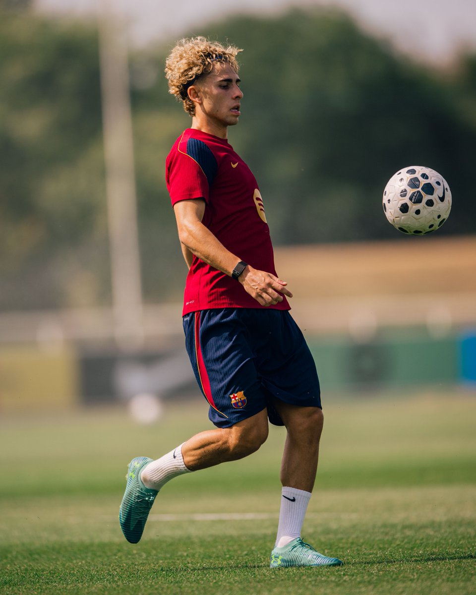 FCBarcelona's tweet photo. Fermín in action 🫡 https://t.co/xORKwNV43w