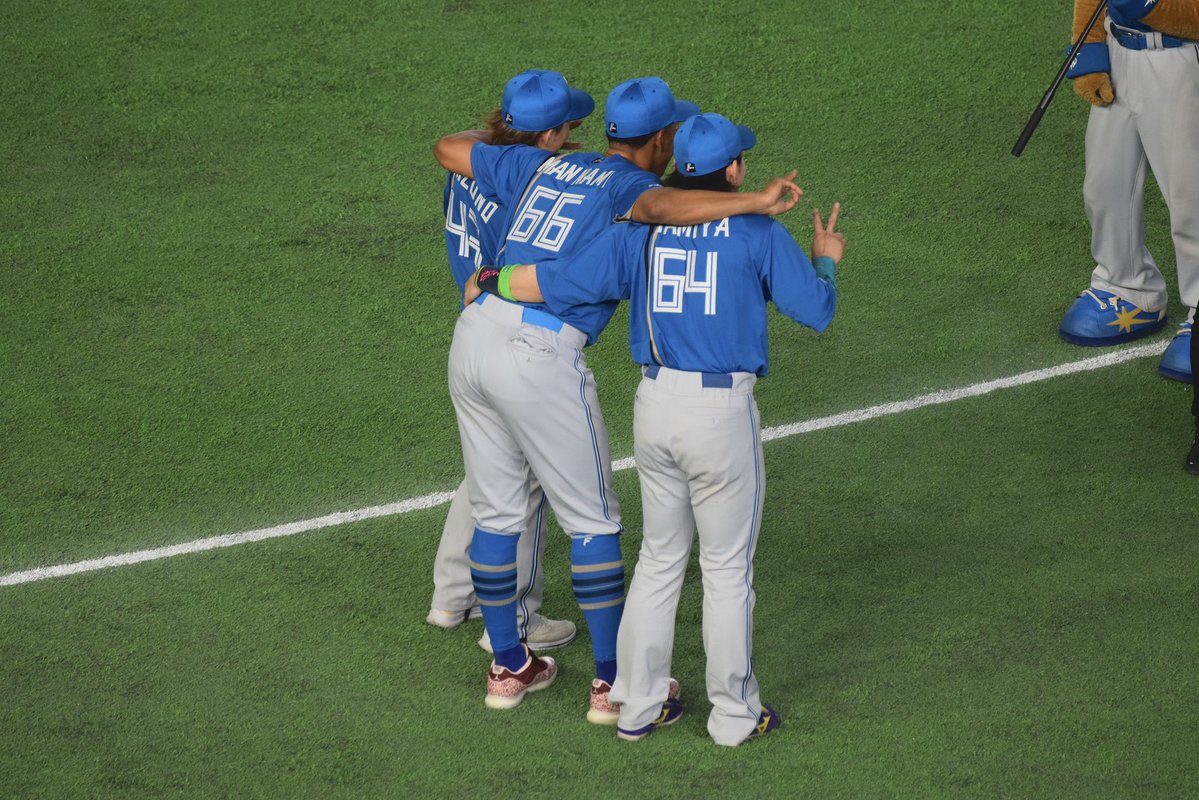 教授の助手 tweet media