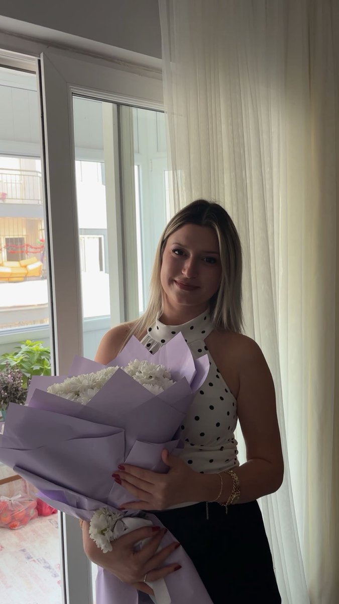 g_osmaann's tweet photo. Önemli olan evliliği düşündüğün için evlenmek değil , birinin seni gerçekten evlenmeye ikna etmesi gerekirdi. Her şey için teşekkür ederim . Daha iyi bir adam olduğum ve bu adımı beraber attığımız için , iyiki sen https://t.co/RhfrgTU4JD