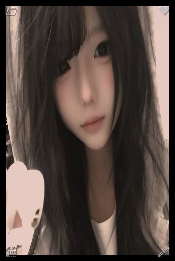 dhitadudulz's tweet photo. Always listen more than you talk. 🐷 Lila arrives, notices the pair of mirrors, and chuckles. 'You're really into mirrors now,' she remarks, yet her gaze is kind, and I can tell she understands. These mirrors are more than mere items—they are a piece of me, a fragment of my nar https://t.co/wnHxYA2Tp5