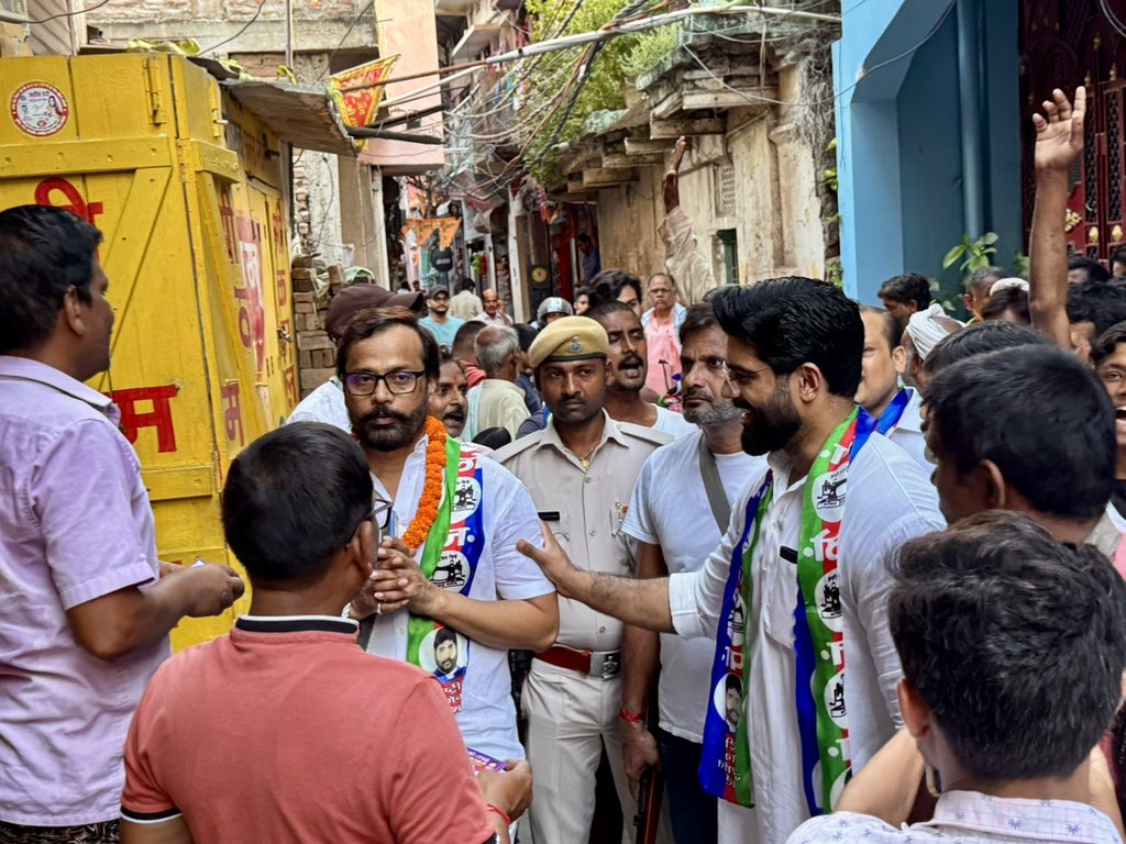 princerajpaswan's tweet photo. राष्ट्रीय लोक जनशक्ति पार्टी के 182-बांकीपुर विधानसभा उपचुनाव के प्रत्याशी श्री तनवीर आलम जी के समर्थन में जनसंपर्क किया। बांकीपुर की जनता ने स्नेहपूर्वक स्वागत किया तथा अपना आशीर्वाद और समर्थन प्रदान किया। https://t.co/QS0Du5mGYk