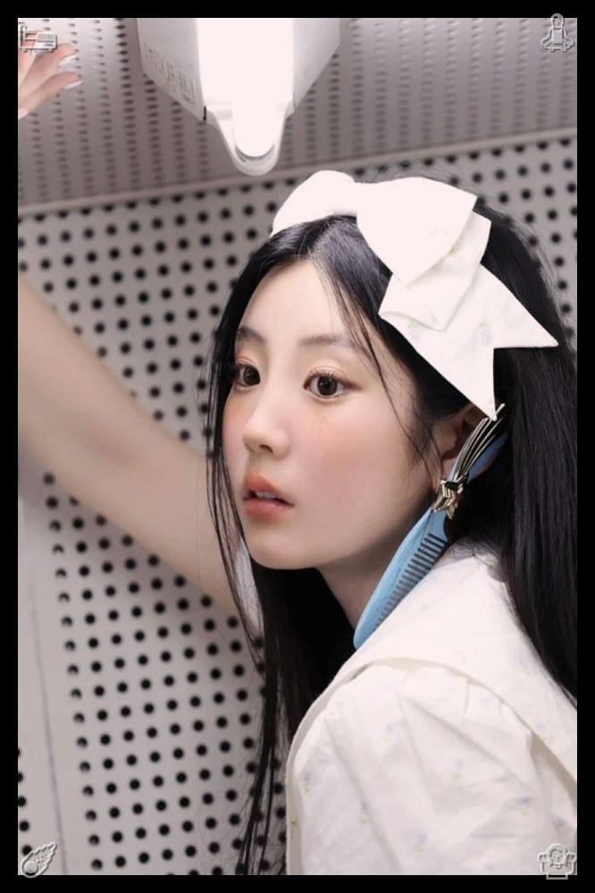 UniqueAyako's tweet photo. Continue to show kindness even when it feels unnoticed. Porcelain kitchen dinner sets with a smooth, sturdy, and scratch-resistant surface seamlessly combine aesthetic appeal with everyday functionality. Their safe and easy-to-clean material creates a cozy atmosphere during ever https://t.co/RAKiukSPVR