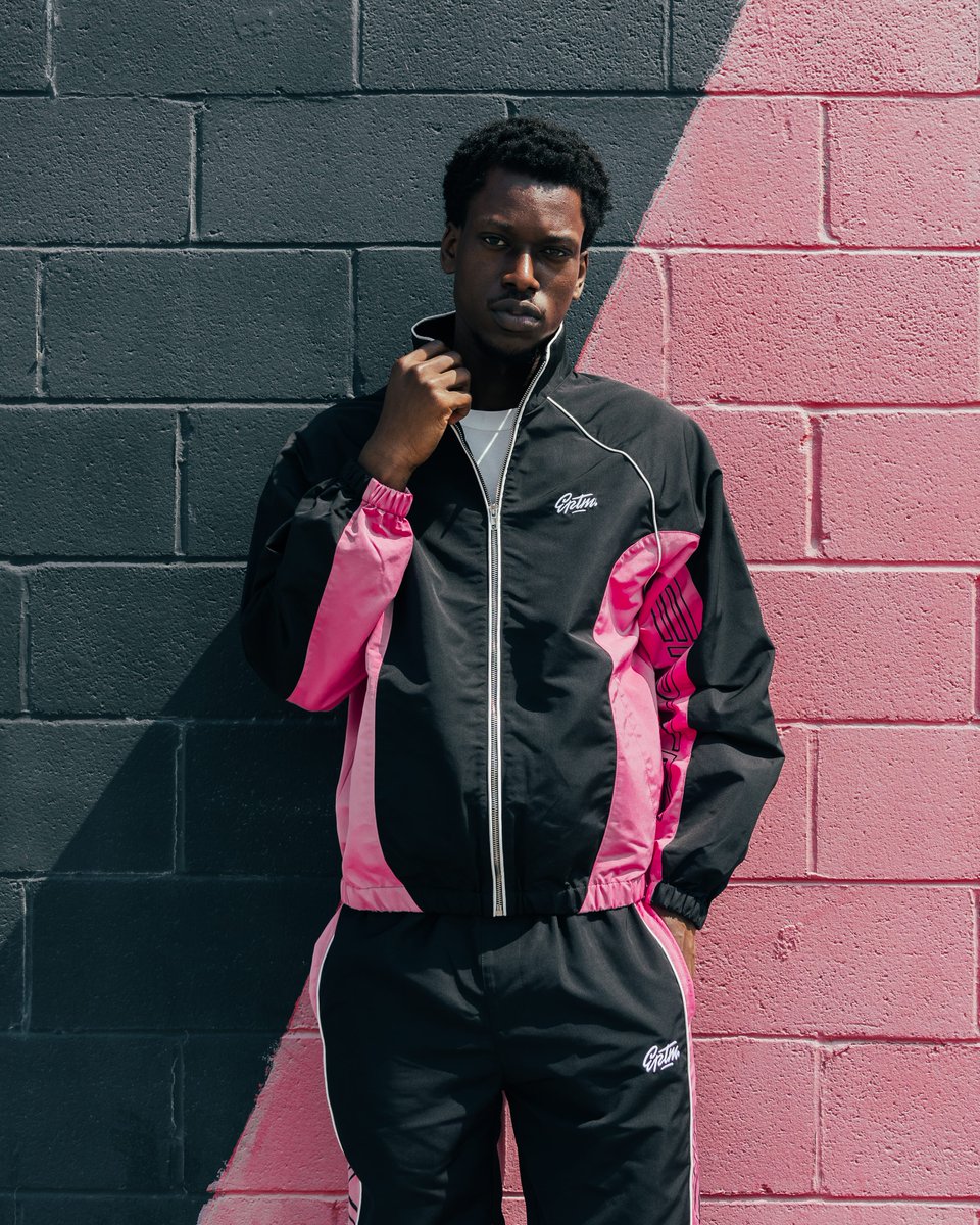 DTLRVILLA's tweet photo. Calm Fashion. The #EPTM Markie set is available in-store and online. 

Link to EPTM: https://t.co/IPaN4c3kW8 https://t.co/yogcPfon4y
