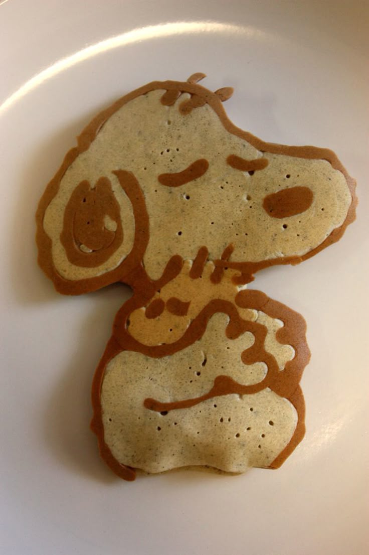Rumplepimple1's tweet photo. #WhyIWorkBestAtNight my pre-work pancakes give me snoopy energy! https://t.co/m0uyhy6Fjf
