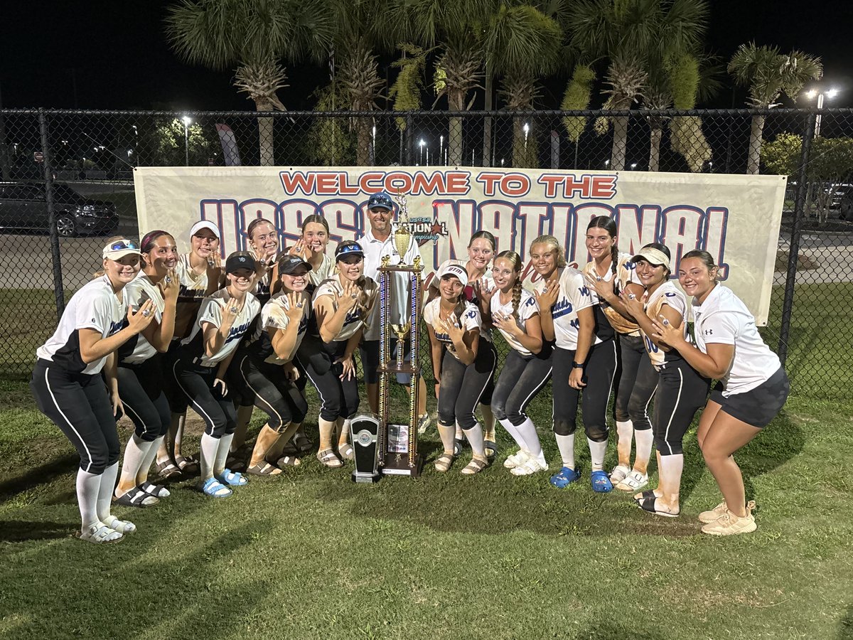 KRomanski28's tweet photo. That's a wrap!!!  Summer season has come to a close.  I couldn't be prouder of my teammates!!!  We achieved 2nd place at Nationals in Gulf Shores.  We fought every game, came back in a lot of them, and we only had 2 pitchers due to circumstances we couldn't control.
Now is the time to thank all I have shared the field with, my coaches and especially my parents for not just supporting me, but the entire team!!!
It's also a sad time, because I have to say goodbye to some teammates, I will miss you dearly.  We shared so many laughs @aubreycburney @MakaylaCopstead @MollyQuinn2028 & Jeanne Howard.  You are awesome teammates and we shared so many laughs!!!  Good luck to all of you and I hope we run into each other soon.
@WD16uJH @WascoDiamonds @SBRRetweets @BoostSoftball @TopPreps @ExtraInningSB @CoastRecruits @IHartFastpitch @AScholarsBrand @jillienwaldron @iwlb77 @LineDsoftball @coach2morrow @ebner_sara @rsmidwest @GrenAthletics @PrepSoftball @MaxPreps @UncommittedUsa