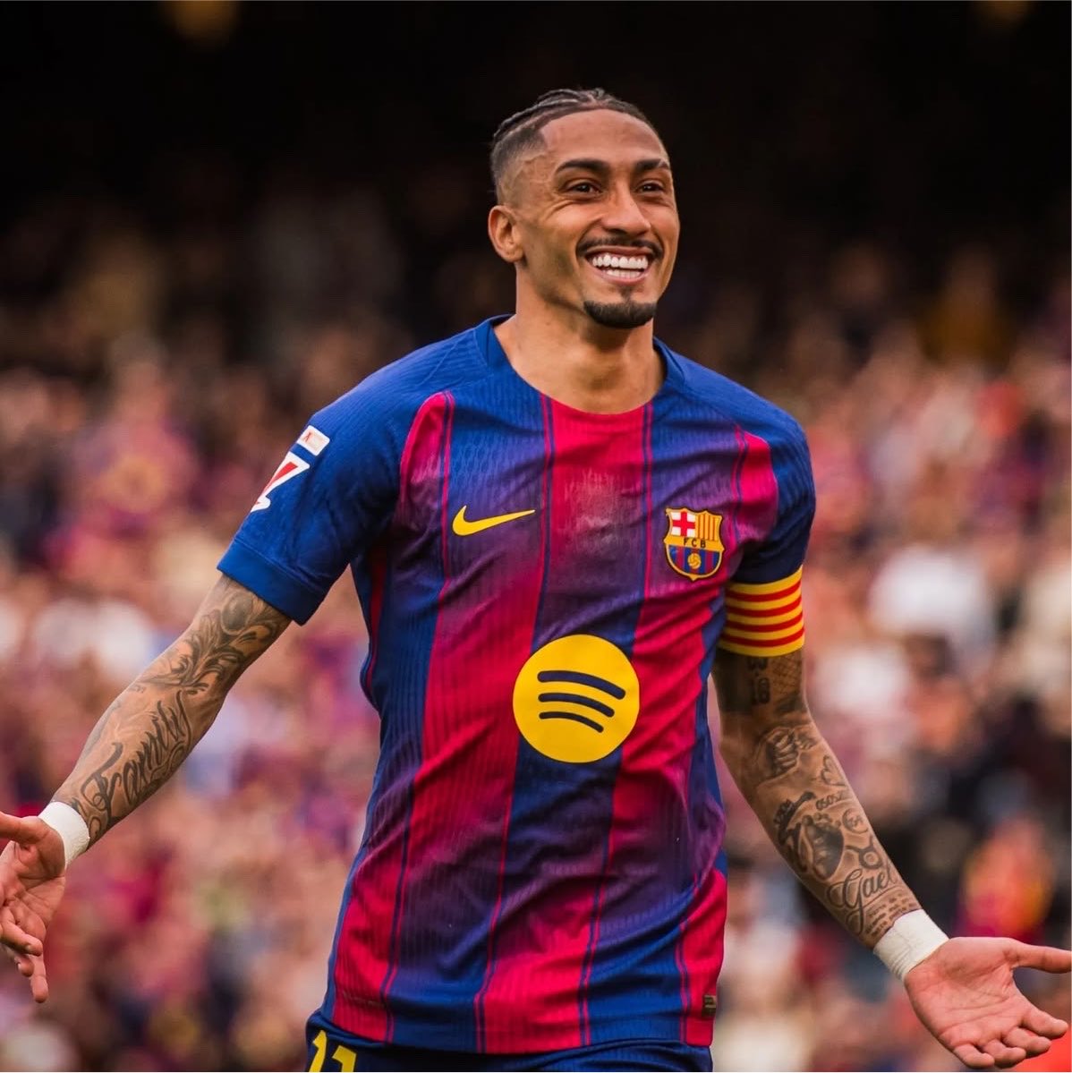 ActuBarca___'s tweet photo. 🚨🚨 Raphinha 🇧🇷 est COMPLÈTEMENT RÉTABLI de sa blessure musculaire ! 💙❤️ 

Il fera son retour à l’entraînement demain. ✅

(@marca) https://t.co/FLxxORUFw0