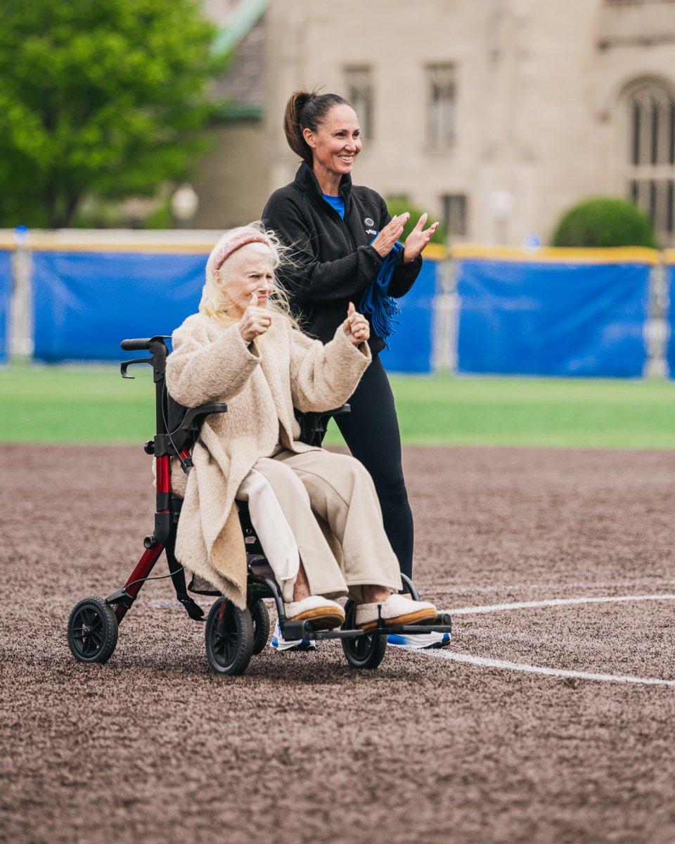 DePaulSB's tweet photo. A transformational gift for our program. 💙

Ernie Wish (BUS '57) has continued his decades-long legacy of generosity with a $500,000 gift to support DePaul Softball.

Thank you, Ernie and Mimi, for your continued belief in the Blue Demons.

📰 https://t.co/sPSqWSxutd https://t.co/8xyiTyteLN