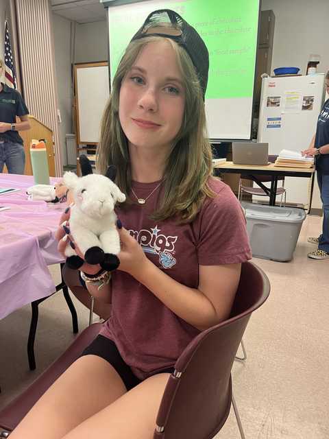 SalisburyPress's tweet photo. 4-H Science Camp gives youth hands-on look at veterinary medicine. See this week's Salisbury Press. https://t.co/7UE59IcnLu
