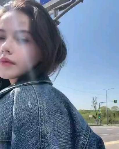 almendrith's tweet photo. Suns out, denims in
eel https://t.co/tkWRBxTcy4