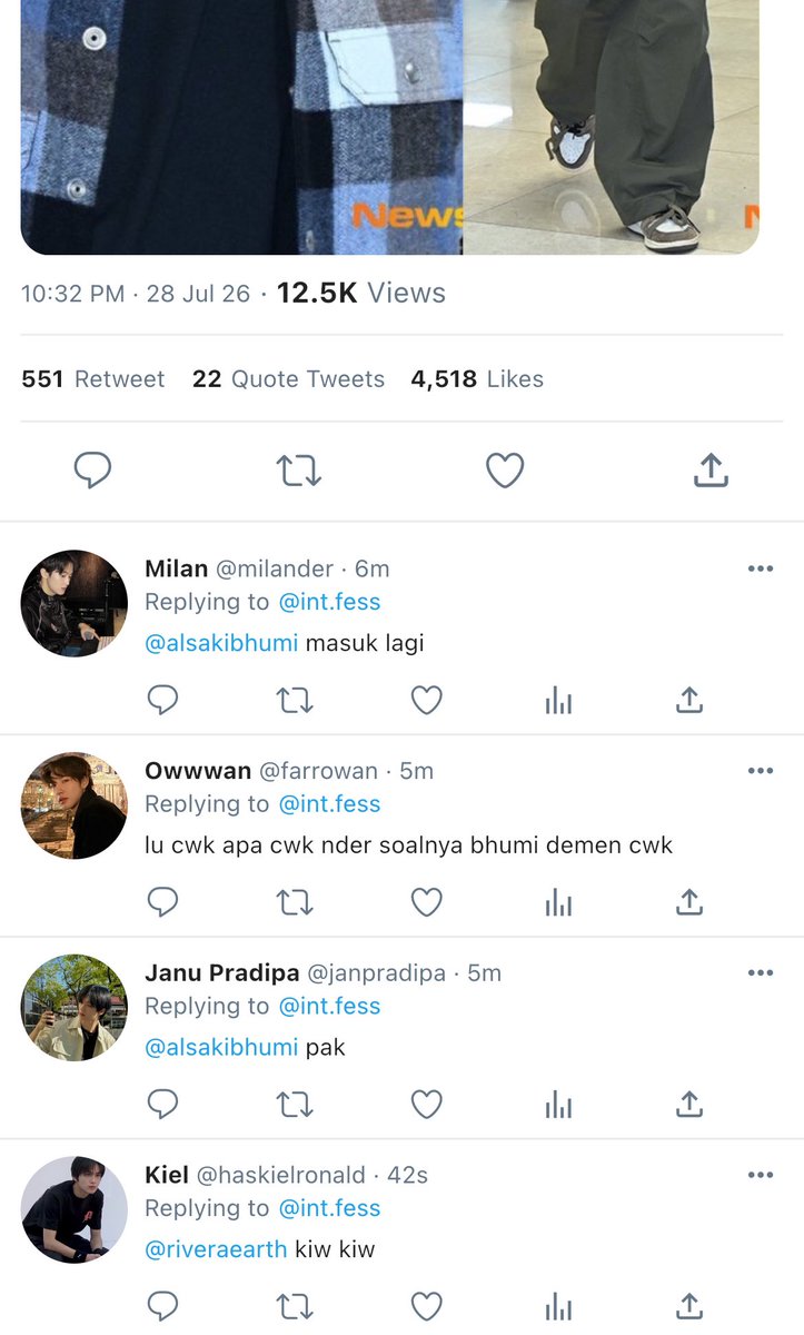 chromes2313's tweet photo. nah yang ini https://t.co/I6GX2fVBoH