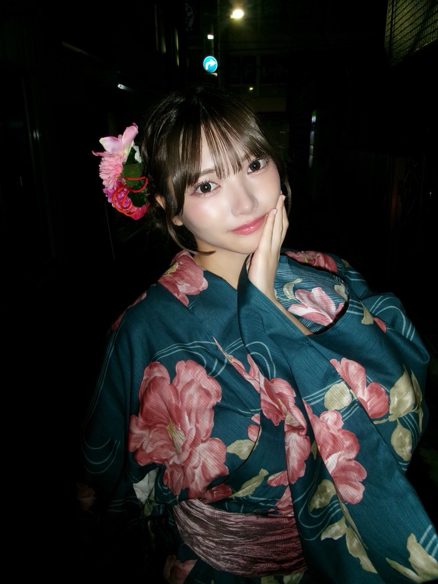 愛乃音 【キミニハネ】 tweet media