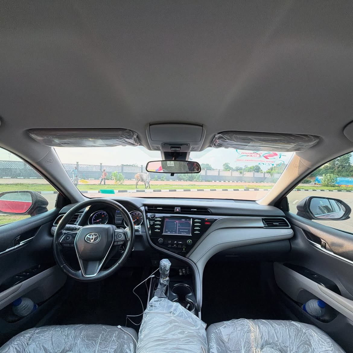Joycee544's tweet photo. 🤳 TOYOTA CAMRY SE
◐➖➖➖➖➖➖➖➖◐
◐ Model: 2020
◐ Price💥: ₦24.5 ..negotiable 
◐ Location: Abuja 🇳🇬 🌎
◐ Duty: Fully Paid
◐ Status: Foreign Used 

☎️📞 

◐ 🇳🇬Nationwide Delivery ..After thorough inspection &amp; payment! https://t.co/rU6L8qpWaC