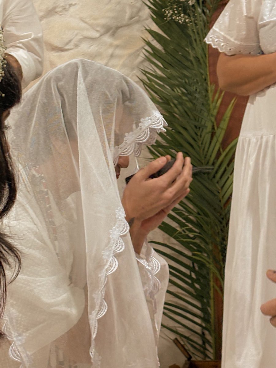 nosferaju's tweet photo. ainda sobre meu casamento na jurema sagrada 🤍💍 https://t.co/4Nd7ZY4Jy9