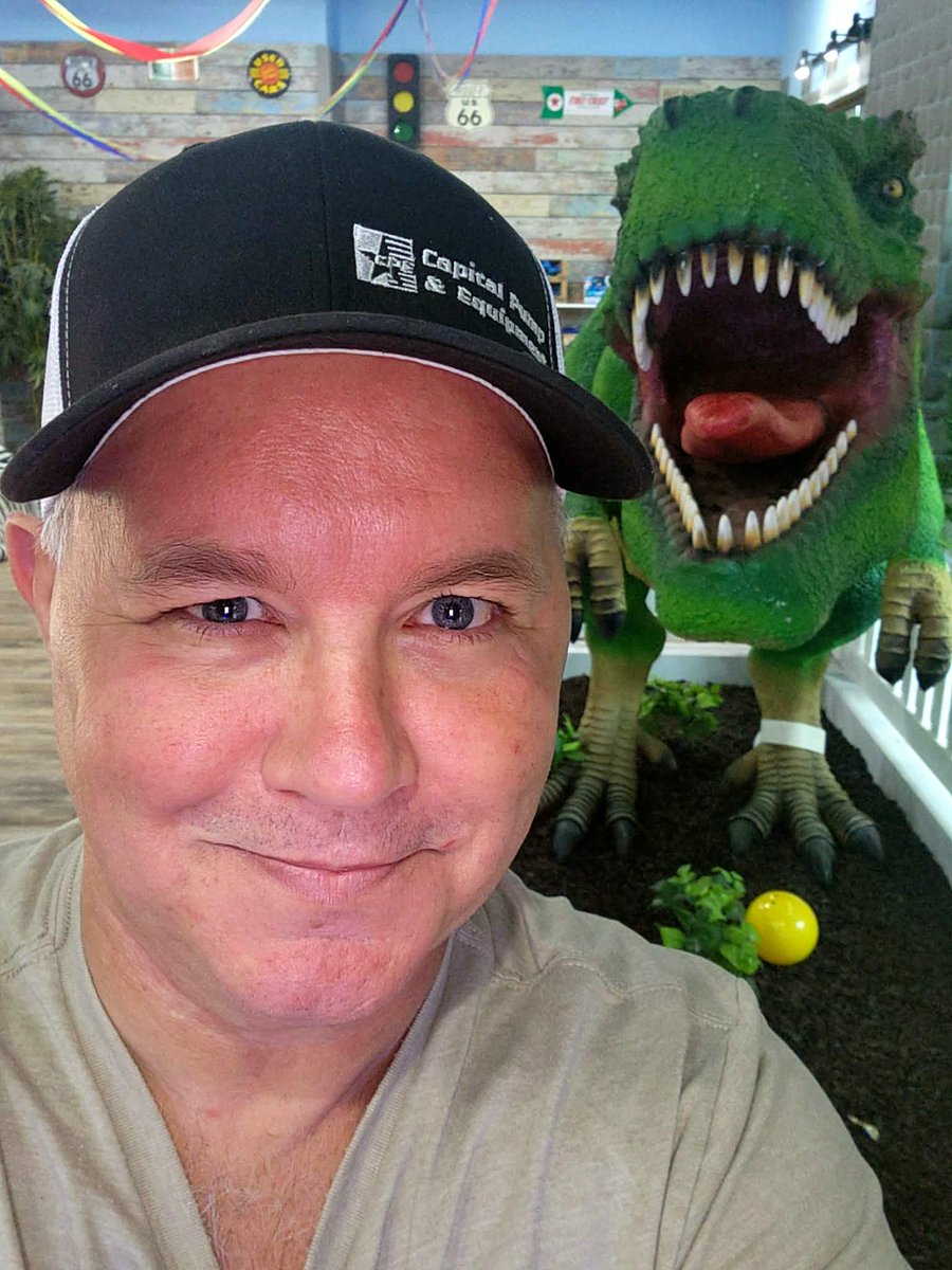 PhotoAndWoodArt's tweet photo. He's right behind me, isn't he?  I wonder if I'll taste like chicken lol.

Wishing you all a very Fabulous Day!! https://t.co/Oczbl2y8Vm
