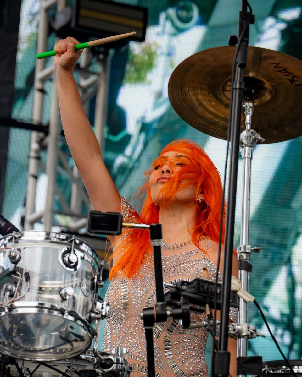 Neonpony's tweet photo. I’m back! Highlight from last weekends festival in San Diego. I’m already striking my victory pose as I know The Clarity Act  is incoming and we are all going to be vindicated. Hold the line, raise your vibration and know with conviction the wait is almost over. Load up and buckle up!
