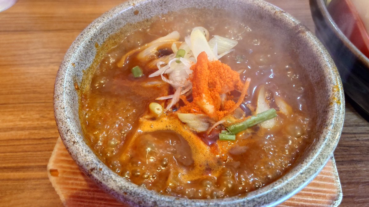 sidsid_666's tweet photo. サマーだからこそ、熱々ツケメン😆 https://t.co/wshRiyieFx