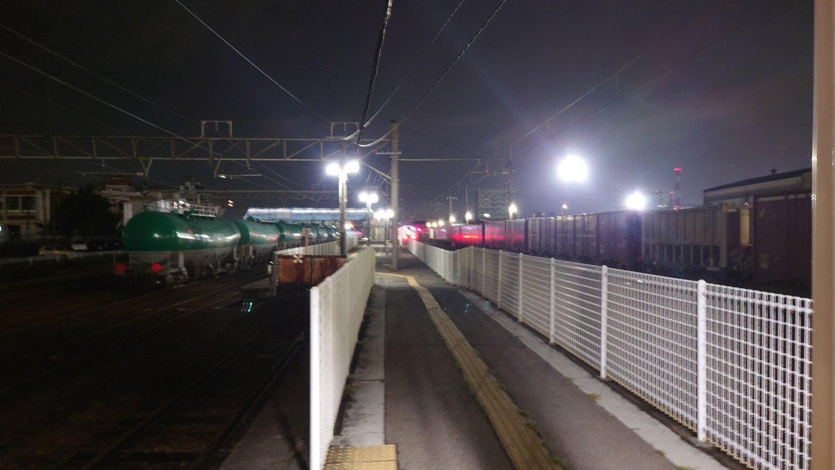 uma_sssm's tweet photo. 四日市はまだまだ貨物の駅なんよな https://t.co/Xy7Mdj00D7