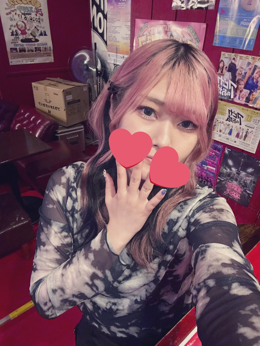 emecha_LR's tweet photo. サロいるにょーーーん！！！
X全然使ってなかった！！でもサロで働いてます〜！！！コンカフェ嬢やめてから加工アプリ全消ししてしまった！！！
#すすきのスナック #札幌スナック https://t.co/Te4lHPytVw