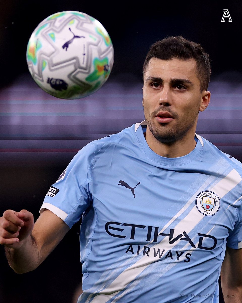 TheAthleticFC's tweet photo. Manchester City have confirmed that Rodri has undergone successful surgery on a minor back complaint.

Rodri had scheduled the procedure for after his participation in this summer’s World Cup, which he won with Spain.

City have not given a timeline for his recovery but sources say he is expected back with the team a few days before the Community Shield against Arsenal on August 16th.

More from @SamLee 

🔗 https://t.co/KEjIEhB9AY