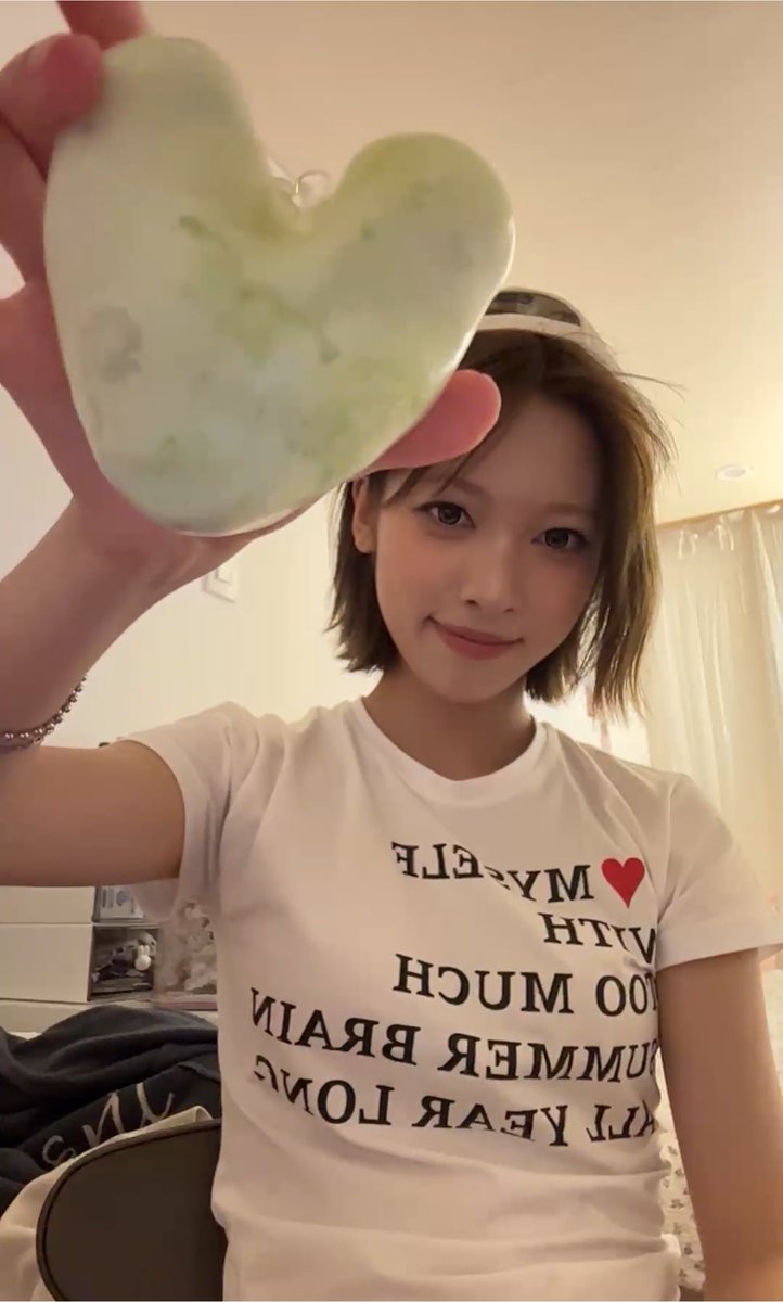 52she__'s tweet photo. 리센느 이 여성들.. 도대체 리마인들 귀를 왁뿌볼로 얼마나 즐겁게 해주려는 건지 감도 안 옴 https://t.co/BZspTf9pZl