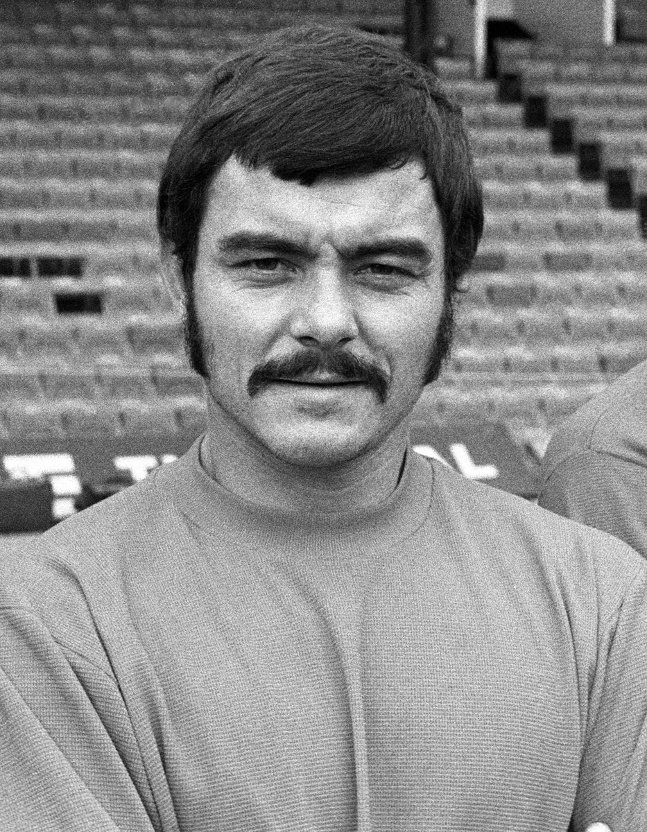 CafcFacts's tweet photo. 5️⃣5️⃣ years ago today

28/7/1971 blau-wit (Amsterdam, Sweden) 0 #cafc 2 

Keith Peacock and Barry Endean with the goals for Charlton Athletic in this pre season friendly https://t.co/ECbpksgG5r