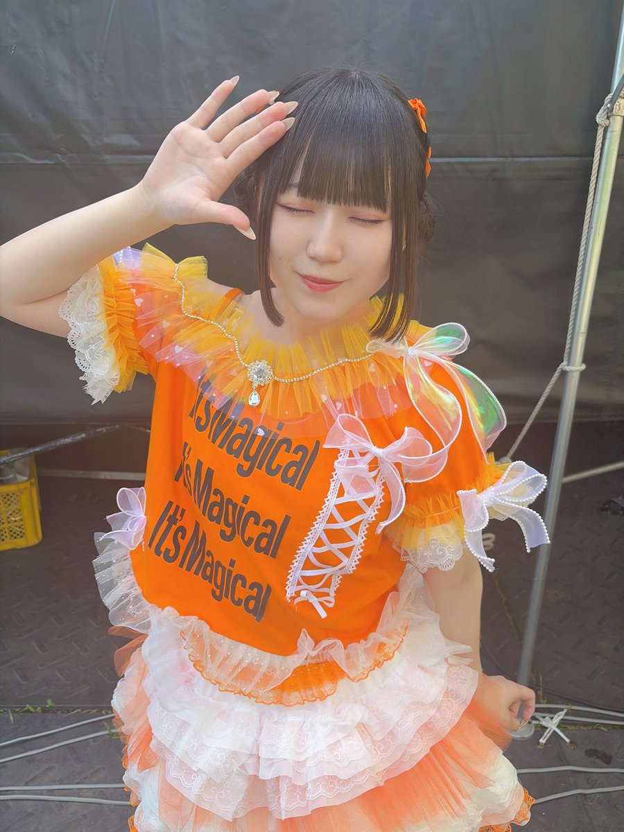 【匿名配送 希少】万博公式　EXPO 1967 ペンダント トップ　オレンジ　金 8/8,9は 「IDOL SUMMER JUNGLE 2026」に出演させていただきます