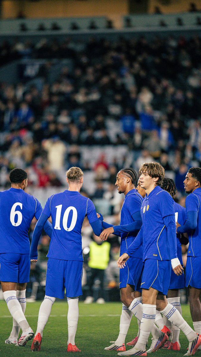 CFCdavidking's tweet photo. FT: Western Sydney Wanderers 4-6 #Chelsea

Satpayev ⚽
Essugo ⚽
Joao Pedro ⚽⚽⚽
Gittens ⚽

Thoughts, Blues? 🔵 https://t.co/oKez8AHuCh