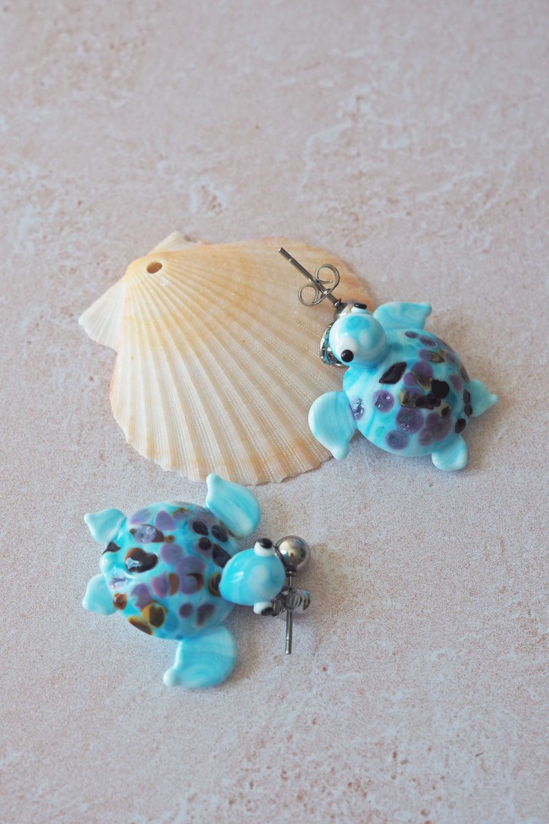 chez_philomene's tweet photo. Les bijoux 🐢 sont en ligne !
https://t.co/wQN77cTznH https://t.co/RkJDPEC8tT