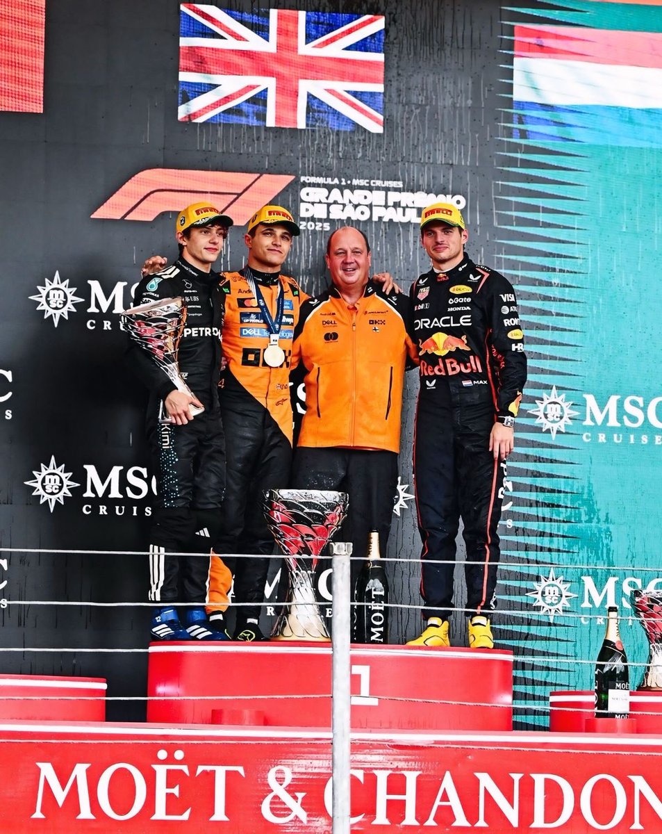 fourlaren's tweet photo. lando shared his last two wins with the same people 🥹 https://t.co/cMhuMi9Lig