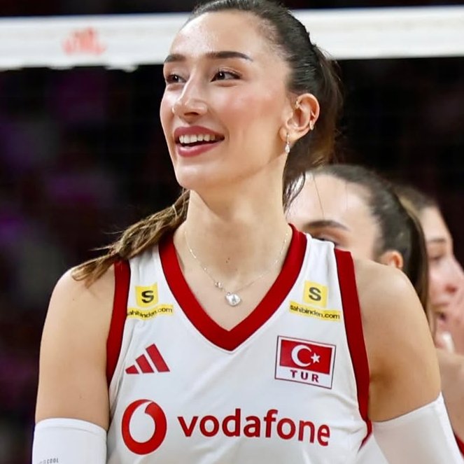 gibbybaris's tweet photo. 🏆 VNL Finalleri x Hücumda Smaçörler
🔝 Hücum % - Verim % ( Top Sayısı )

🇹🇷 Hande %53.4 - %39.7 ( 73 )
🇹🇷 İlkin %46.6 - %39.7 ( 73 )
🇧🇷 Ana Cristina %44.1 - %28.3 ( 152 )
🇮🇹 Sylla %36.6 - %21.1 ( 71 )
🇨🇳 Zhuang Y.S. %35.8 - %25.6 ( 109 )
🇧🇷 Bergmann %35.2 - %20.3 ( 128 )
🇨🇳 Tang X. %34.9 - %19.0 ( 63 )
🇮🇹 Nervini %34.5 - %18.4 ( 87 )

----------İlk Maçta Elenenler----------

🇨🇦 Guezen %50.0 - %33.3 ( 24 )
🇨🇦 Gray %48.1 - %37.0 ( 27 )
🇺🇸 Skinner %44.0 - %24.0 ( 25 )
🇳🇱 Knollema %40.9 - %13.6 ( 22 )
🇺🇸 Eggleston %35.1 - %16.2 ( 37 )
🇯🇵 Sato %34.4 - %18.8 ( 32 )
🇯🇵 Ishikawa %31.3 - %20.8 ( 48 )